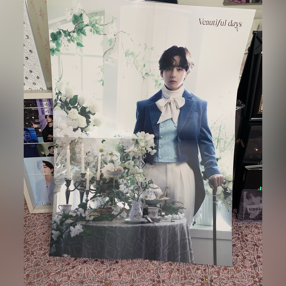 BTS V Special 8 Photo Folio Veautiful Days poster